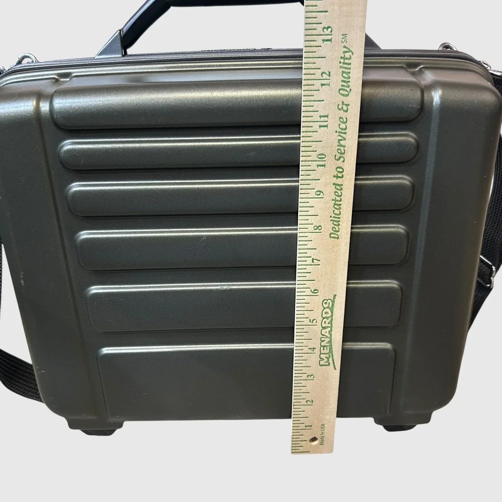 VTG with Key Samsonite Green Hard Camcorder Case Video Camera Tech Briefcase